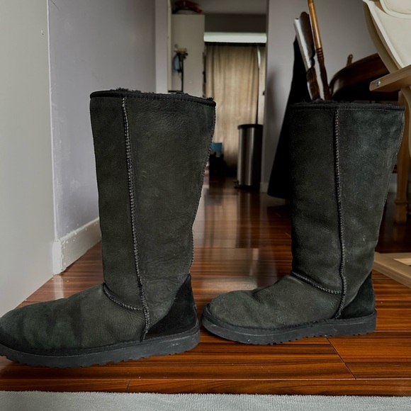 UGG Classic Tall, Black, W9 - Picture 8 of 8
